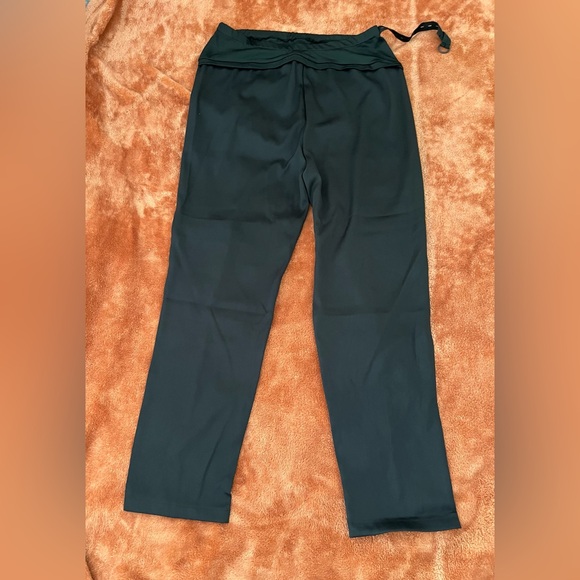 Maternity office pants - Black Size 6 - Picture 2 of 2